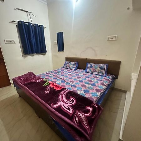 Khatu Shyam Guest House Ayodhya Exterior foto